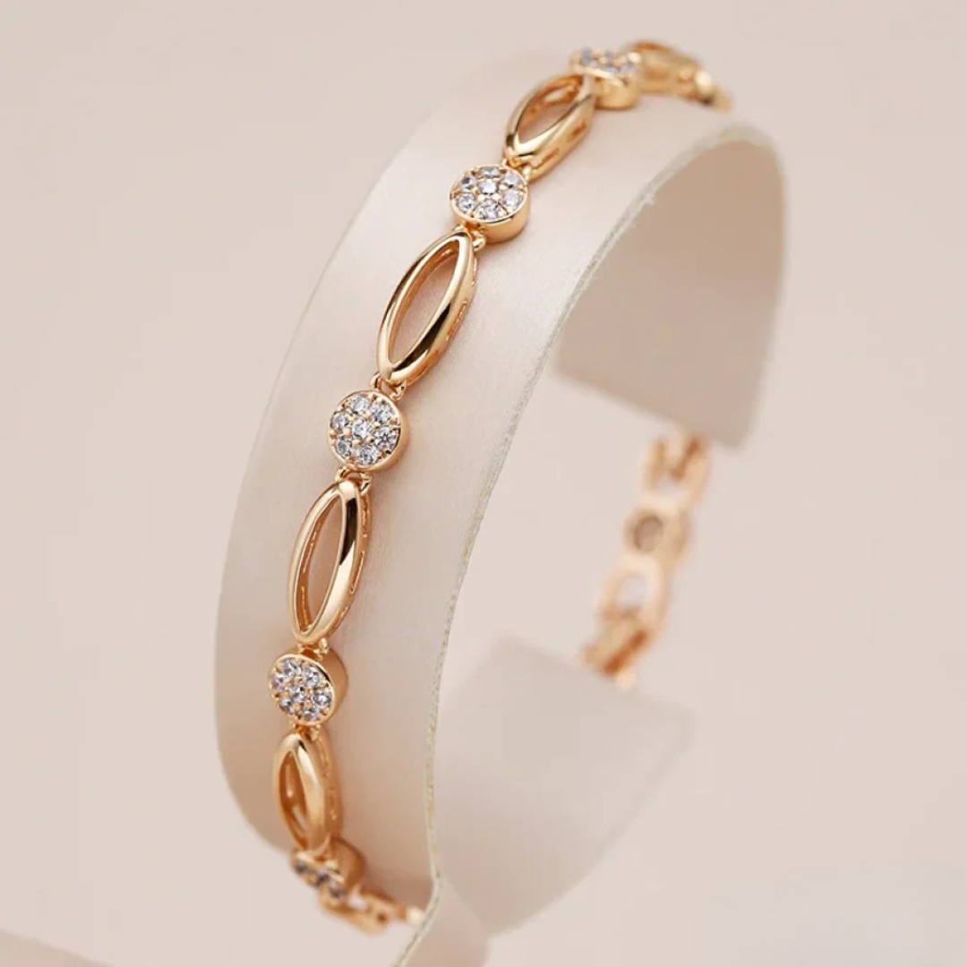 Pulsera Dorada con Circonitas Elegantes