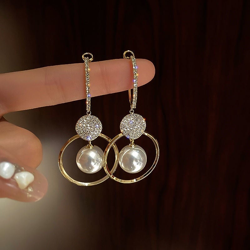 Pendientes Elegantes con Perlas Cultivadas y Circonitas