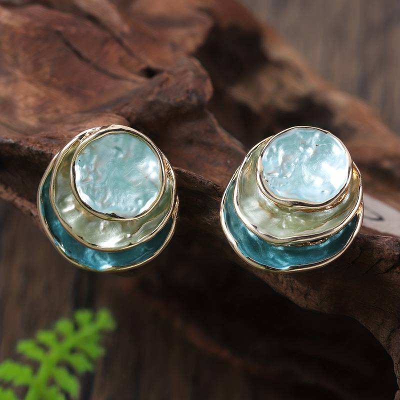 Pendientes vintage de capas múltiples pintados a mano en forma redonda