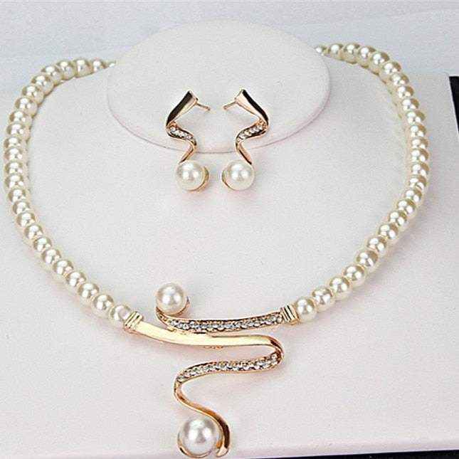 Collar de Perlas Naturales con Juego de Pendientes