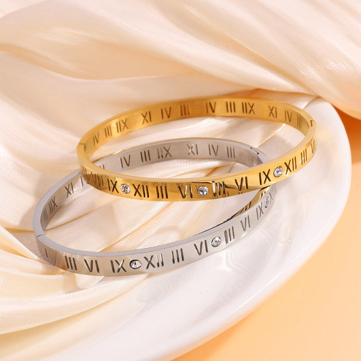 Pulsera de Titanio con Diseño de Números Romanos