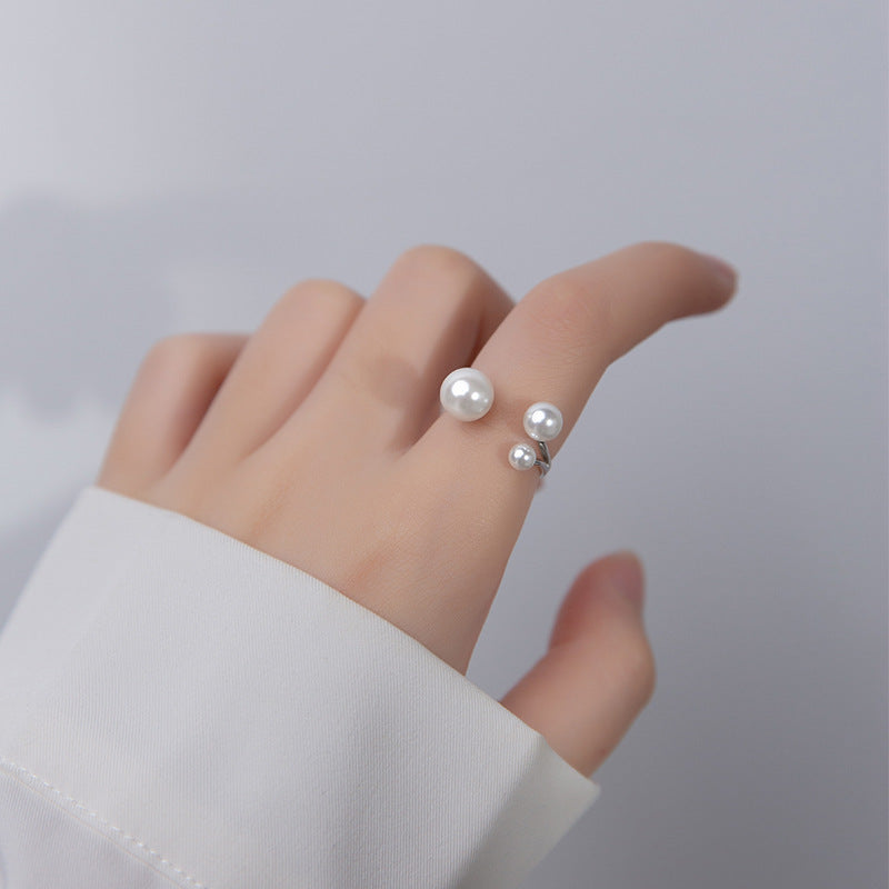 Anillo Ajustable Triple con Perlas de Agua Dulce