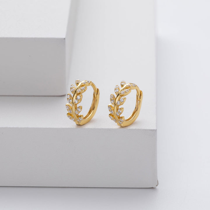 Pendientes de Plata Elegantes con Zircón de Calidad 5A