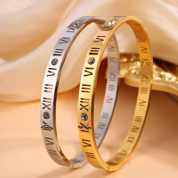 Pulsera de Titanio con Diseño de Números Romanos