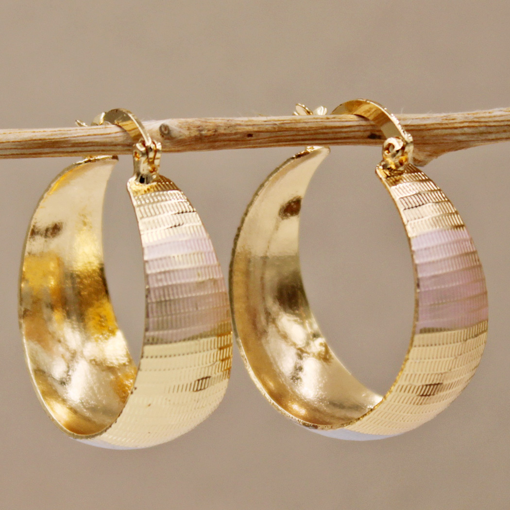 Pendientes Dorados Vintage de Lujo